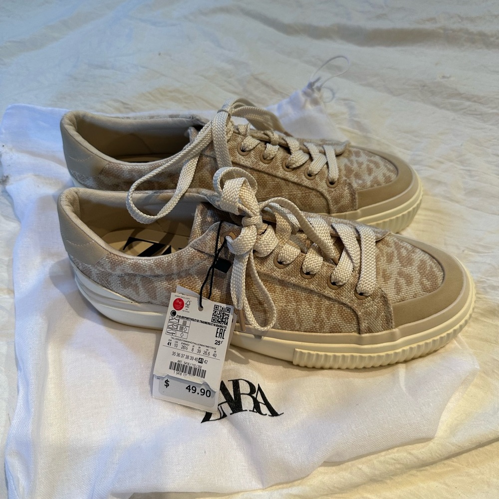 Zara Animal Print Casual Sneaker